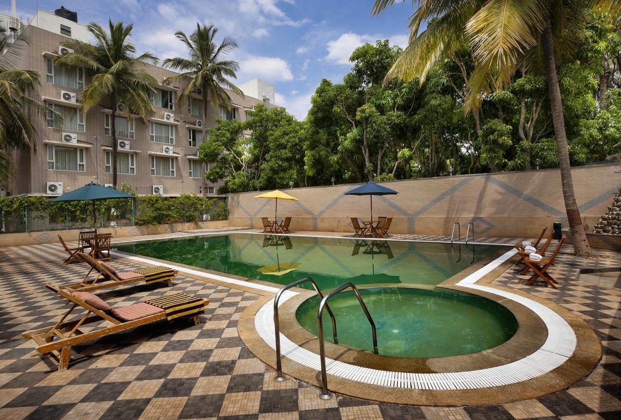 Mayur Aaditya Resort Dharwad Luaran gambar