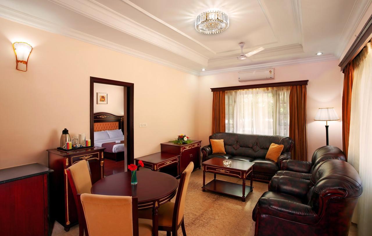 Mayur Aaditya Resort Dharwad Luaran gambar