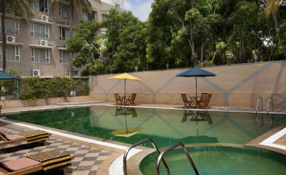 Mayur Aaditya Resort Dharwad Luaran gambar